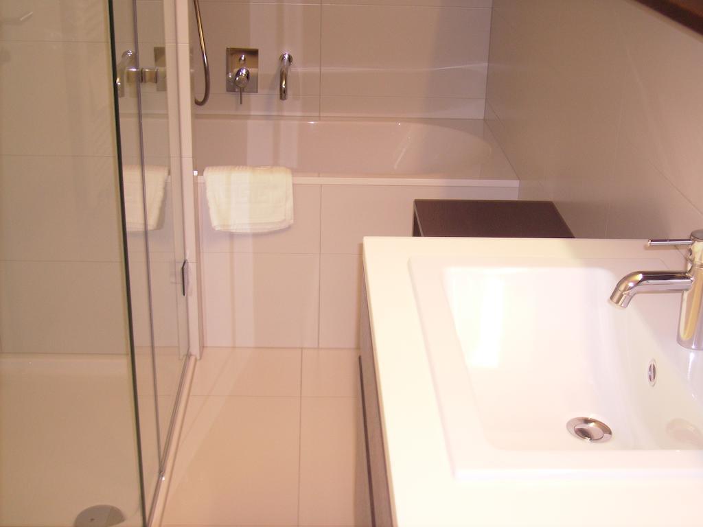 Appartements Christa Toblach Pokoj fotografie